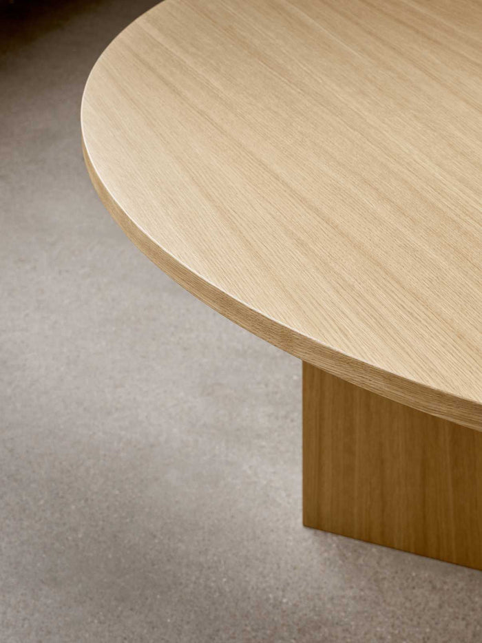 Audo Copenhagen Androgyne eettafel Ø120 naturel eiken, Grey Galaxy