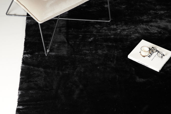 Fjôrd - Vloerkleed Zwart - 200x300cm - Nina