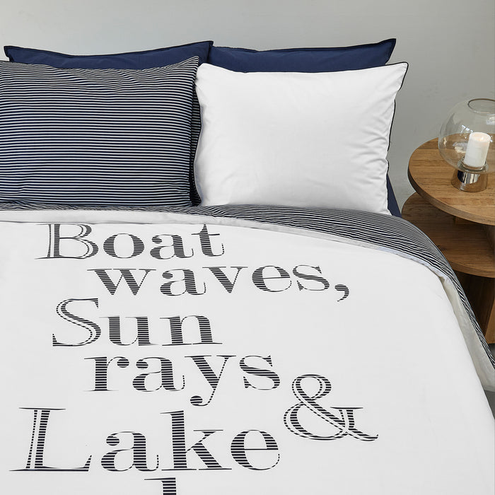 Riviera Maison - RM Lake Days navy 60x70 - Donkerblauw