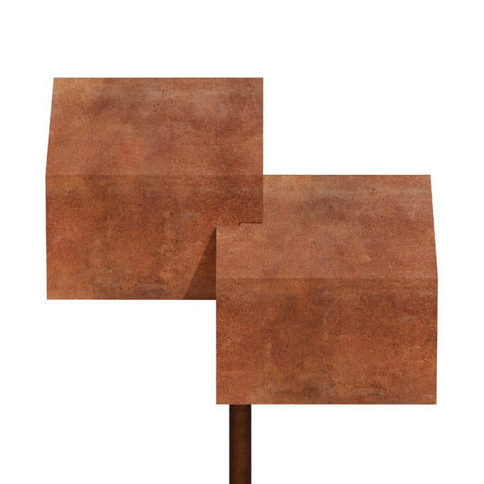 Noaste Noaber standing