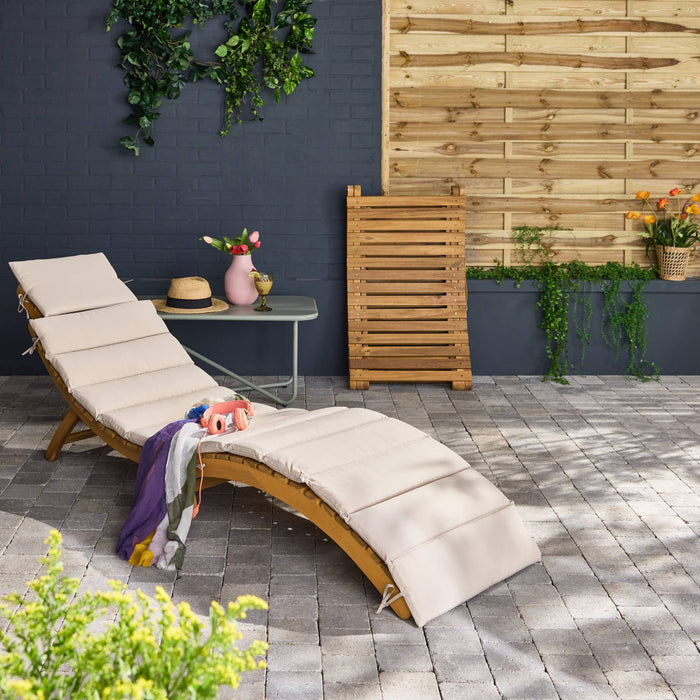 sweeek - Set van 2 acaciahouten ligstoelen