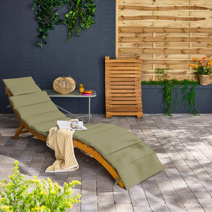 sweeek - Set van 2 acaciahouten ligstoelen