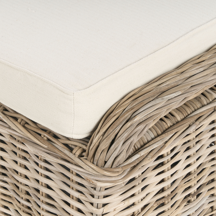 Beliani - SUSUA - Ottomaan - Gebroken wit - Rotan