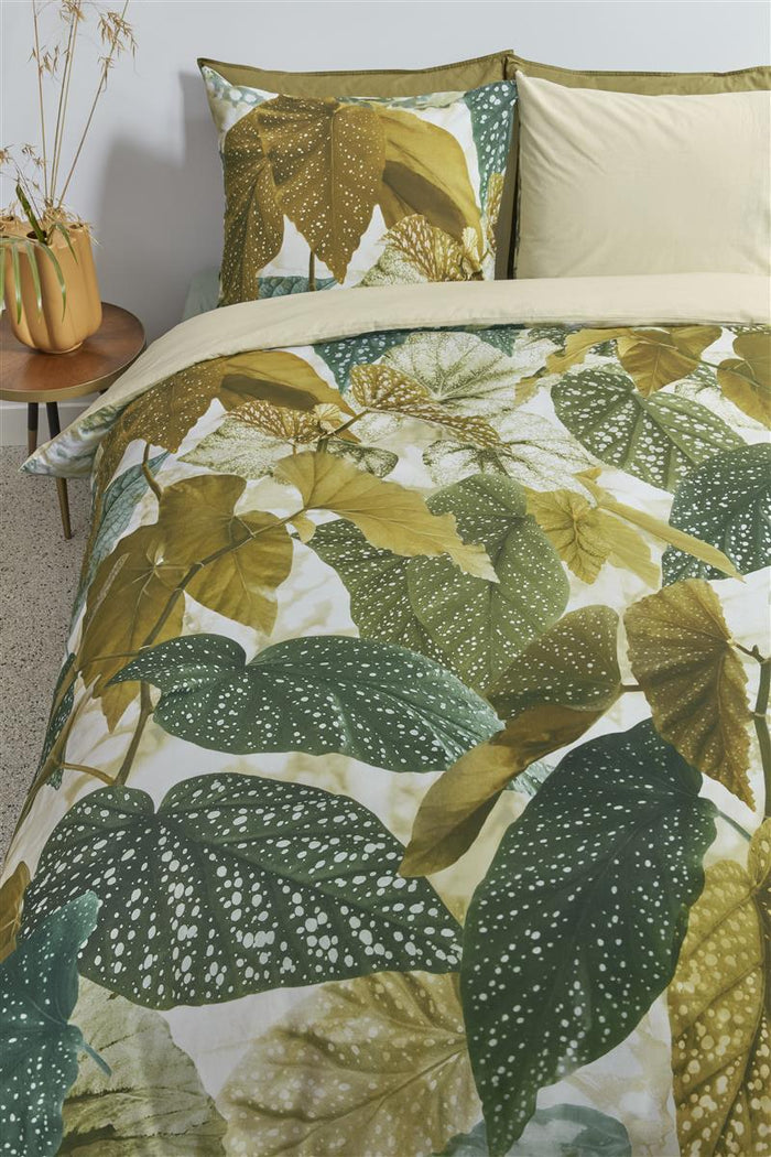 Beddinghouse Begonia dekbedovertrek - 200x200|220 - Olijfgroen