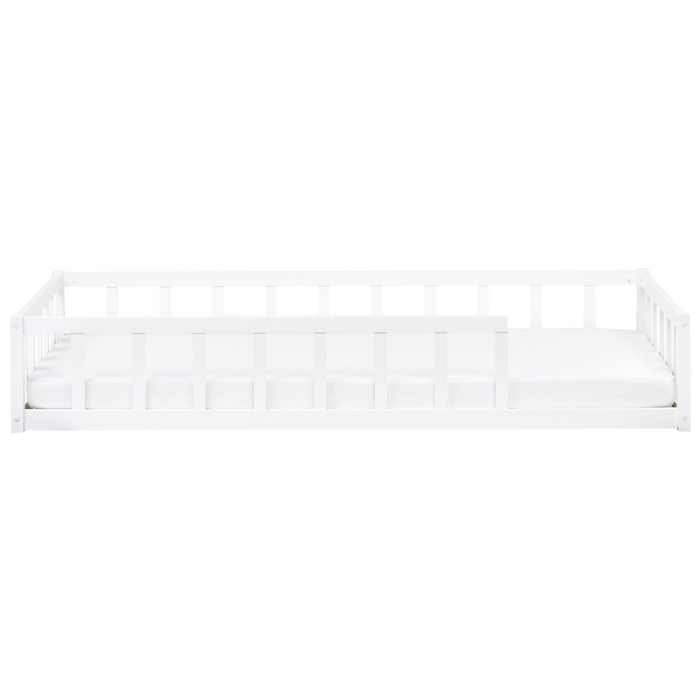 Beliani - MEYMAC - Kinderbed - Wit - 90 x 200 cm - Dennenhout