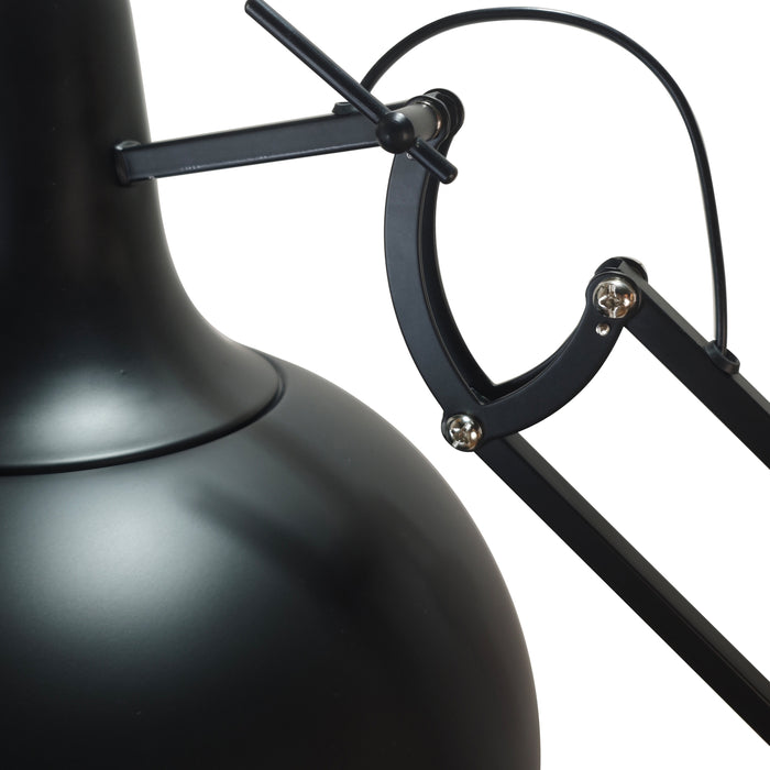 328840-x03-202504180329-A.jpg (10252183)