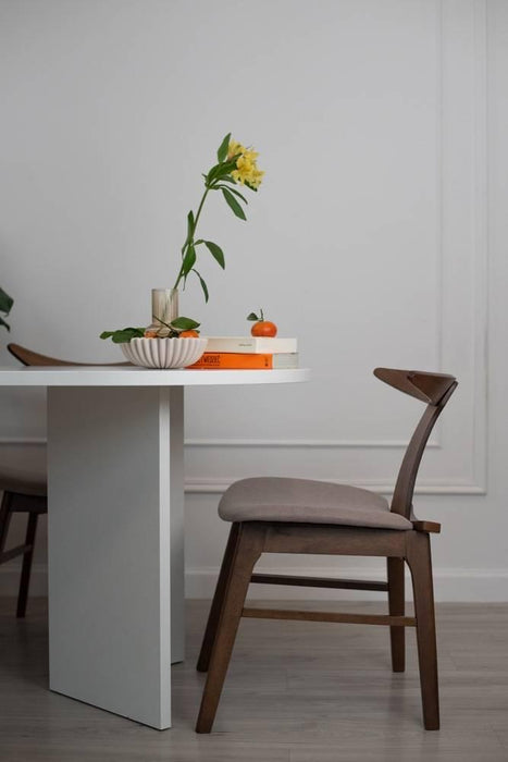 NADUVI Collection Philipa Eettafel - Wit