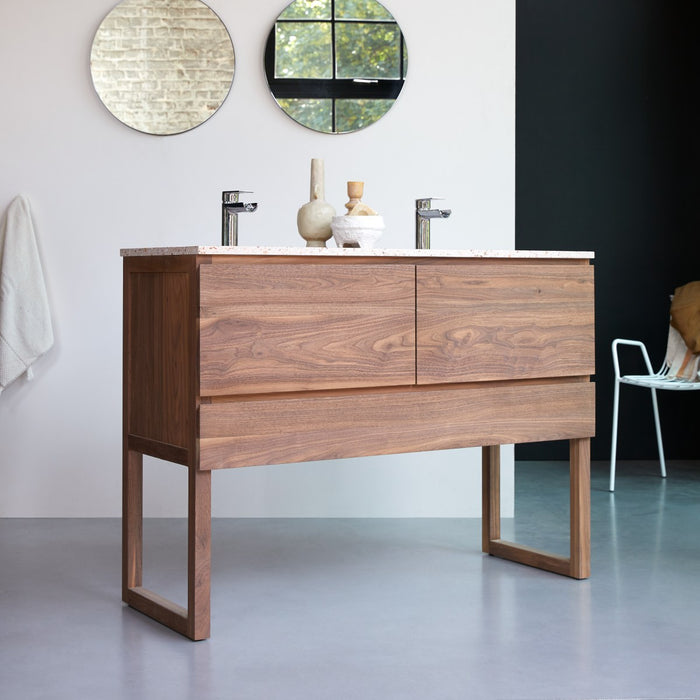 Tikamoon - Badkamermeubel van massief walnoothout en terrazzo Pink 120