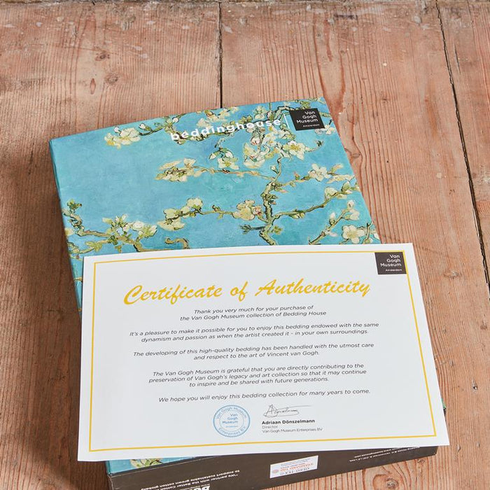 Beddinghouse x Van Gogh Museum Almond Blossom Dekbedovertrek 240 x 200|220 cm - Blauw