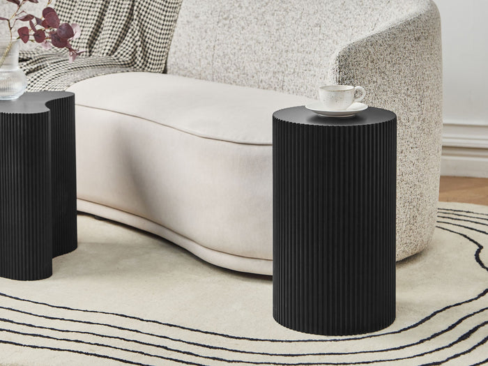 Beliani - CLAIRE - Bijzettafel - Zwart - MDF