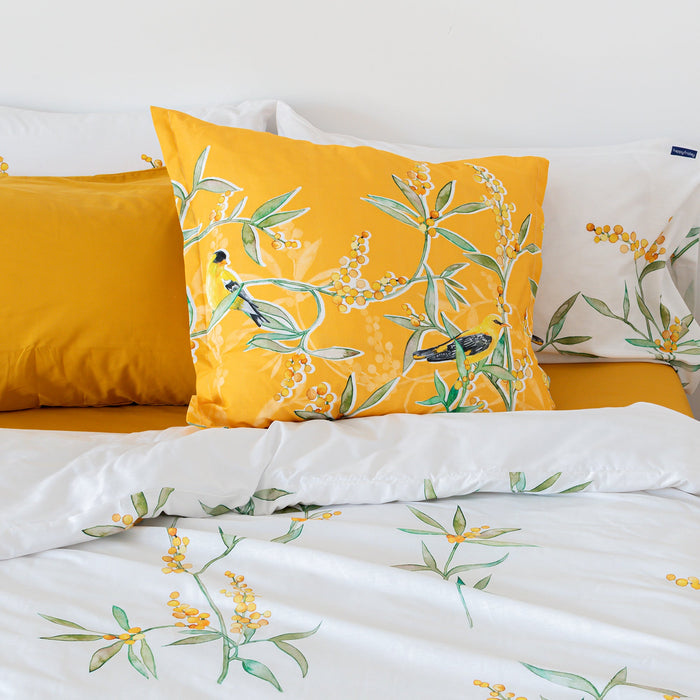 Happy Friday Kussenhoes Corniglia