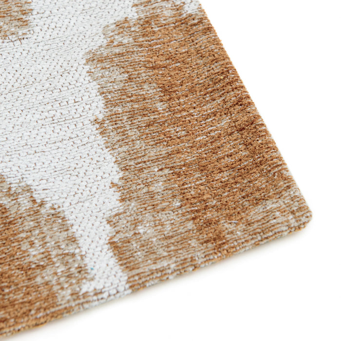 330069-x04-202506120224-C.jpg (10355107)