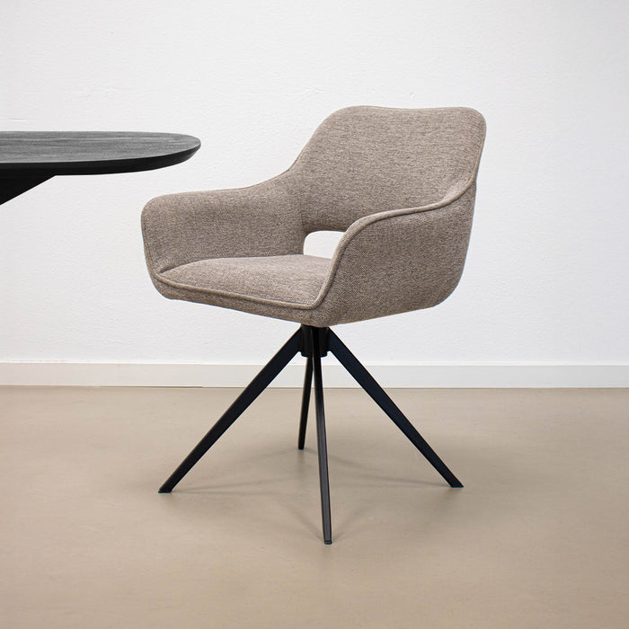 2bae4233-ac8f-41fc-8847-7a21f1aab304-afbeelding8.jpg (10371805)