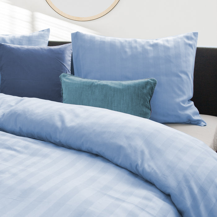 Eleganzzz Dekbedovertrek Hotel Kwaliteit Satijn Streep baby blauw
