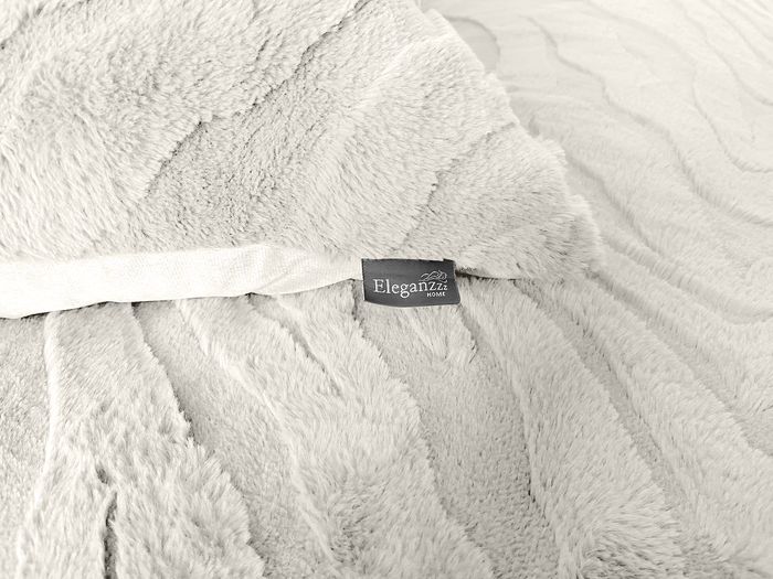 Eleganzzz Dekbedovertrek Jacquard Rabbit Fur - off white