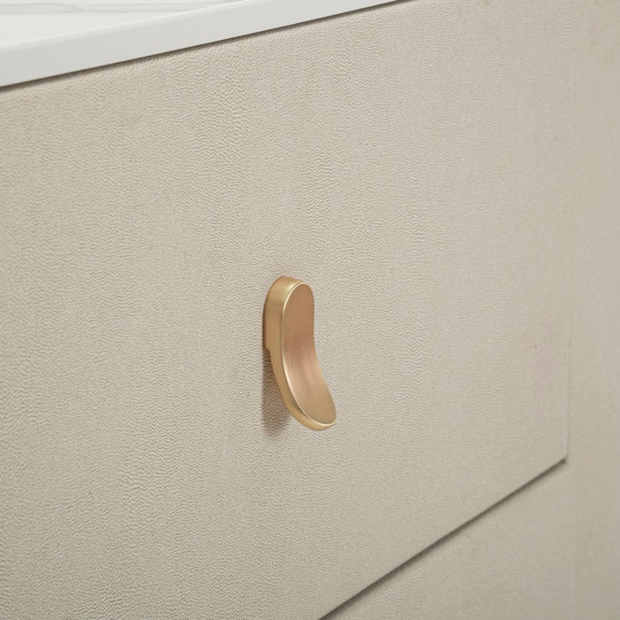 Kast in beige stof en goudkleurig metaal, 140x45x76 cm