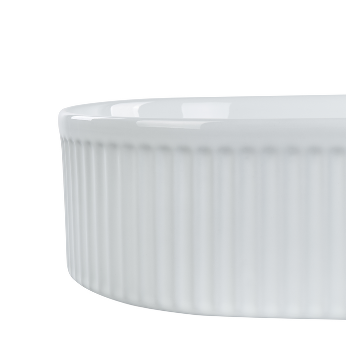 Beliani - GELDO - Wastafel - Wit - 49 x 31 cm - Keramiek