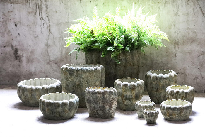 PTMD Contina Green Oval Cement Pot Thick Wavy L