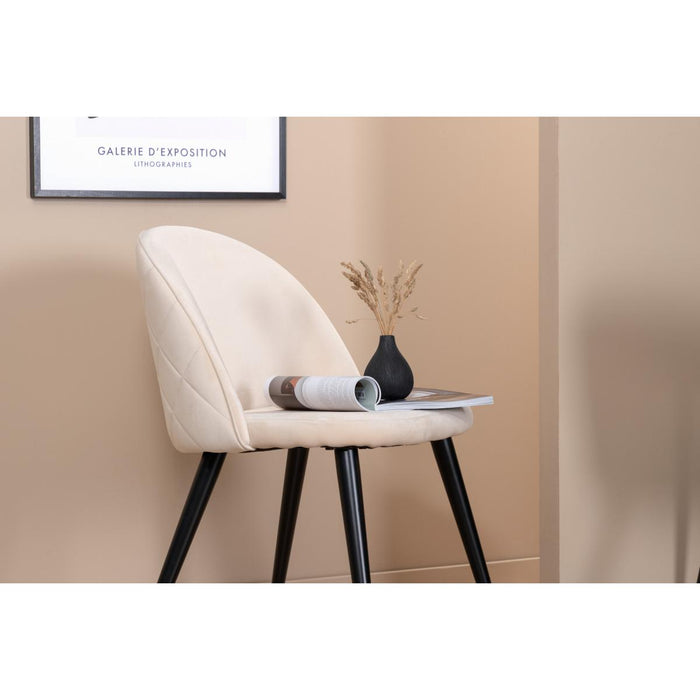 Svea - Zako eetkamerstoel - ruitpatroon - velvet - beige