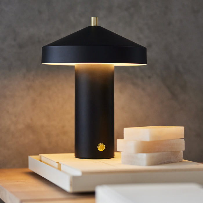 OYOY Living Hatto Tafellamp - Zwart