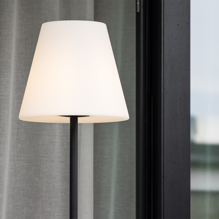 Nest outdoor Lien Tuin Vloerlamp Wit Met Zwarte Voet