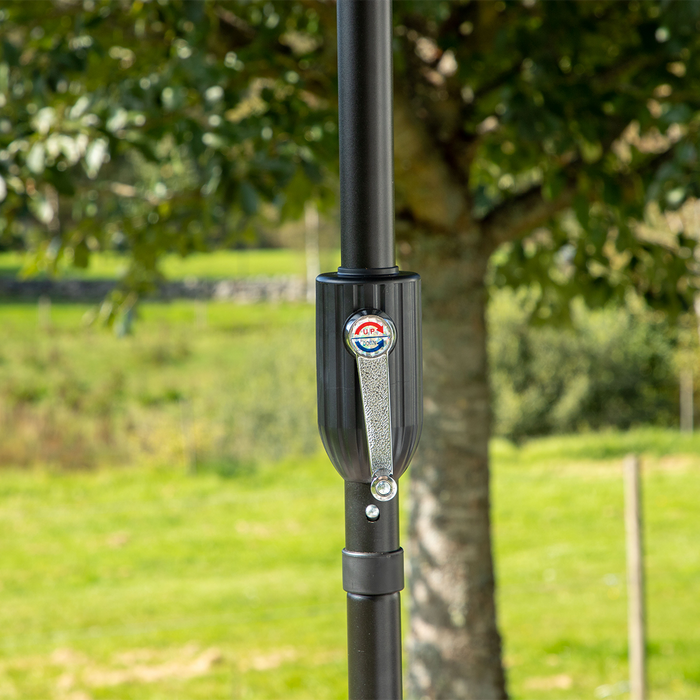 Nest outdoor Einar Parasol Ø 270 cm - Zwart