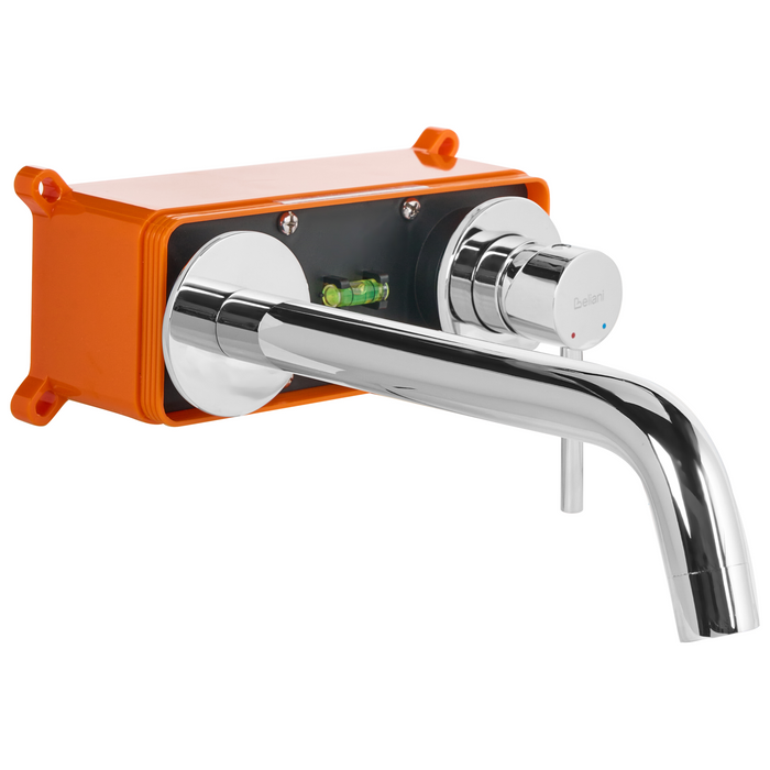 Beliani - TRAFUL - Wandgemonteerde mengkraan - Zilver - Messing