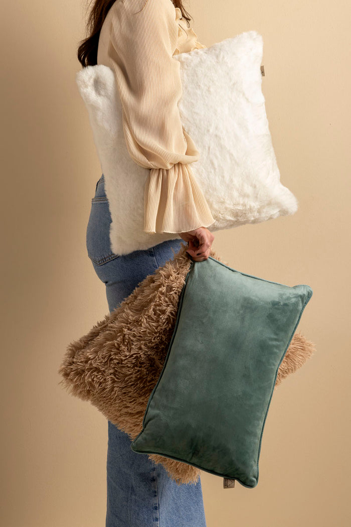 Dutch Decor sierkussen Fluffy - 45x45 cm Pumice Stone