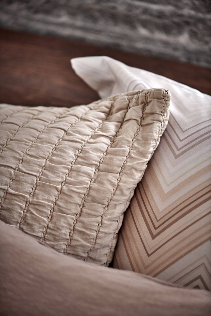 Dynamize Dekbedovertrek Taupe | 140 x 200|220 cm | Beige | Bruin