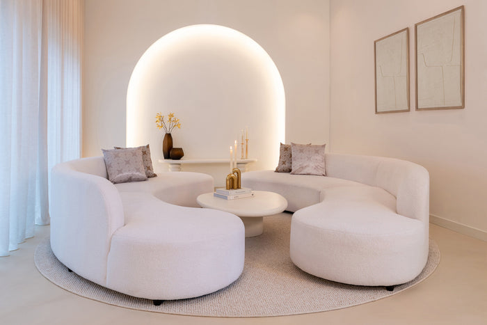 Richmond Interiors Grayson Bank met Ottoman Links Open Wit Furry