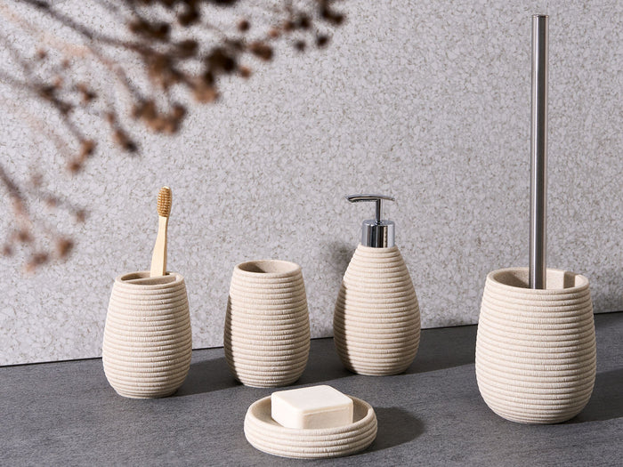 Beliani - QUILA - Badkameraccessoireset - Lichtbeige - Polyresin