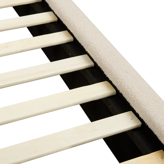 Beliani - VINAY - Tweepersoonsbed - Lichtbeige - 160 x 200 cm - Bouclé