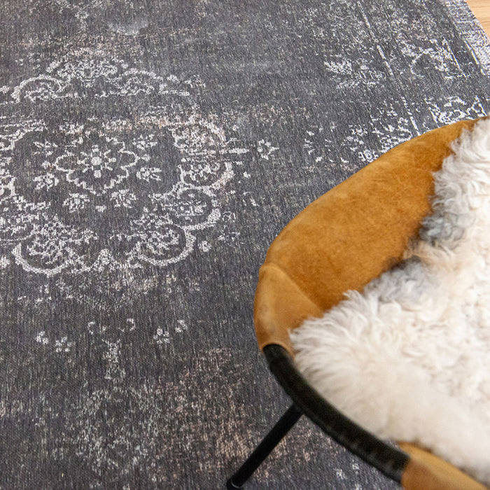 Louis de Poortere Medallion Fading World Vloerkleed 200 x 280 cm - Stone