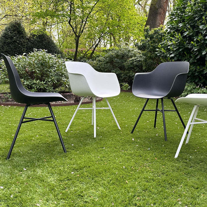 Nolon Noa-Puk Kunststof Tuinstoel Zwart - Zwart Onderstel