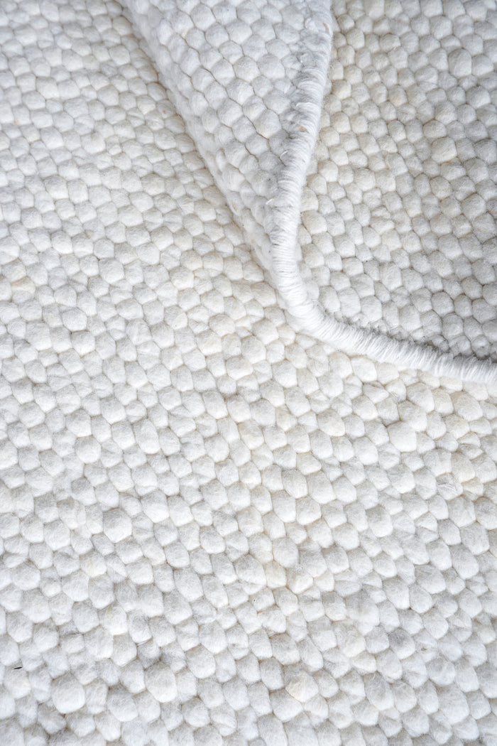 Veer Carpets - Vloerkleed Stone White - Organisch 200 x 280 cm