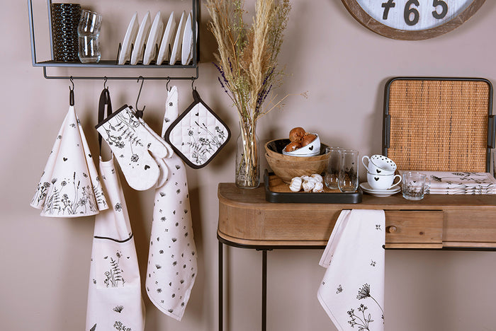 Clayre & Eef Ovenwant 18x30 cm Beige Zwart Katoen Bloemen