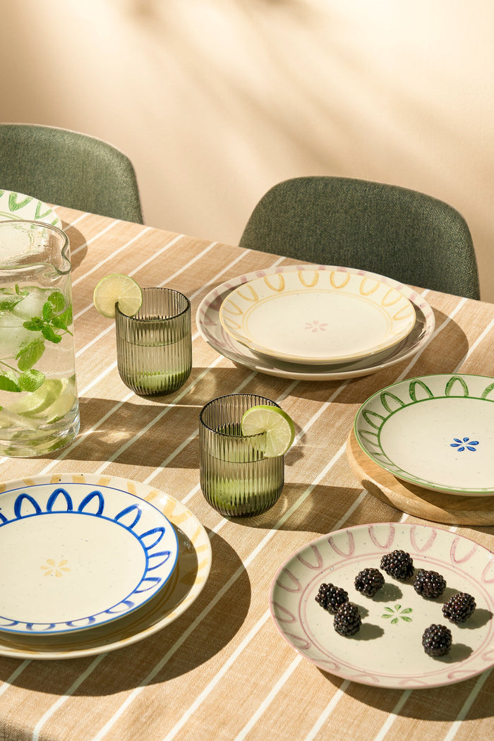 Mica Decorations Alivo Tafelkleed - L250 x B140 cm - Bruin, Wit