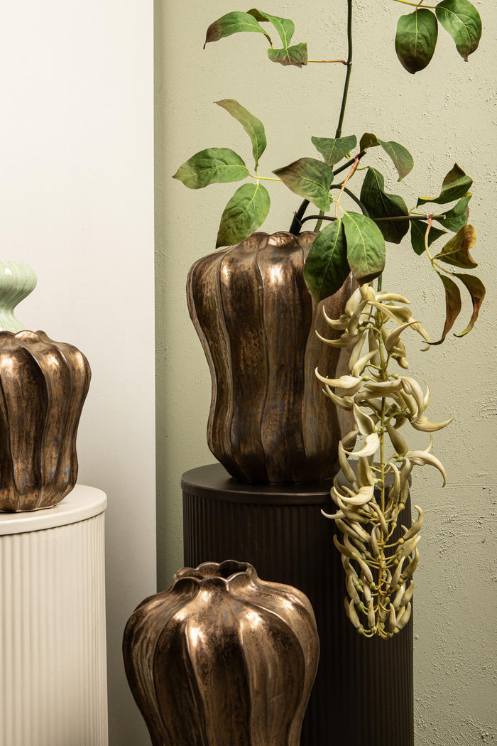 PTMD Hamish Bronze Ceramic Round Wavy Shaped Vase S