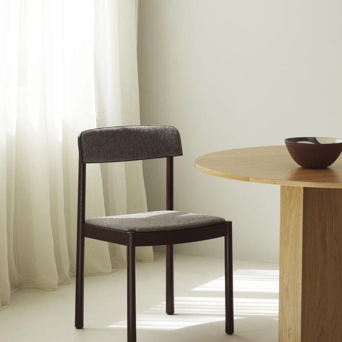 Normann Copenhagen Timb Eetkamerstoel - Textiel - Lichtgrijs / Zwart