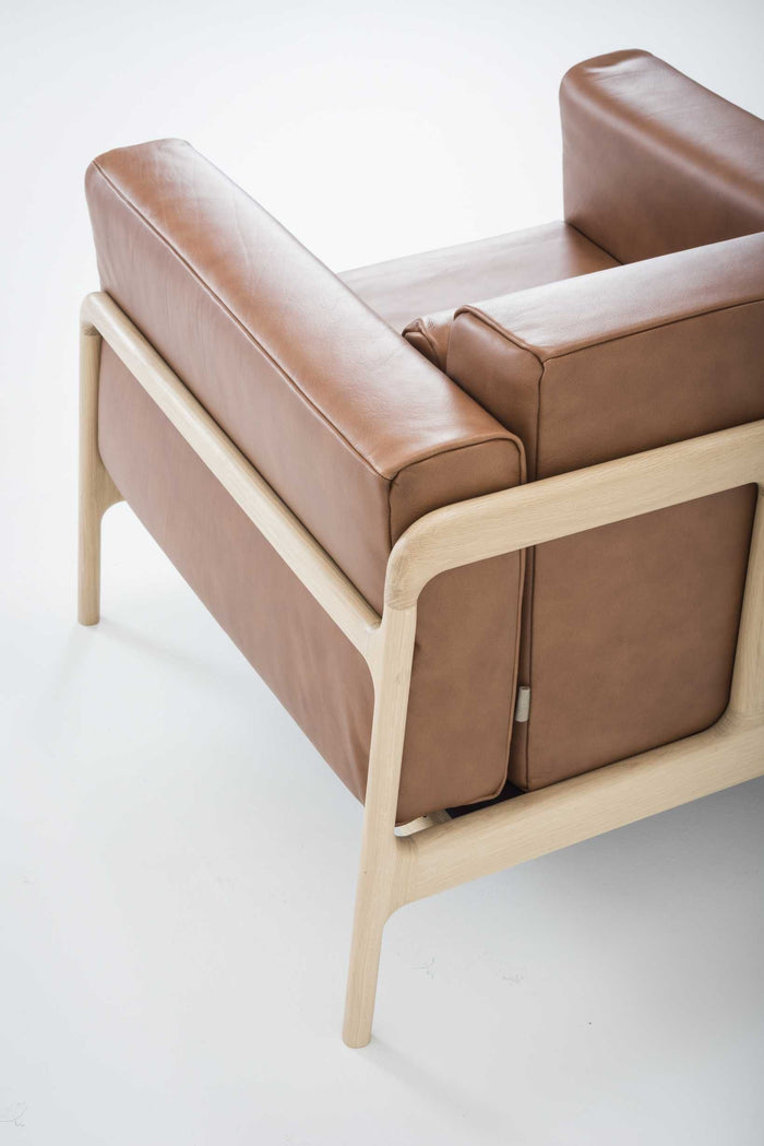 Fawn fauteuil whitewash Dakar Leather Stone