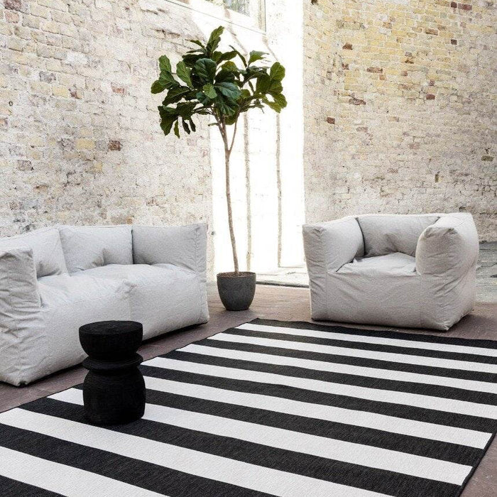 Eva Interior Buitenkleed Stripes zwart|wit dubbelzijdig - 240 x 340 cm