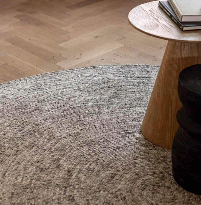 Interieur05 Rond wollen vloerkleed Gapo grijs gemeleerd op=op