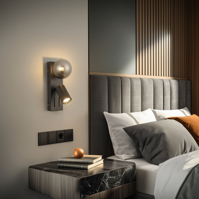 QAZQA Moderne wandlamp zwart 2-lichts kantelbaar met USB-C poort -