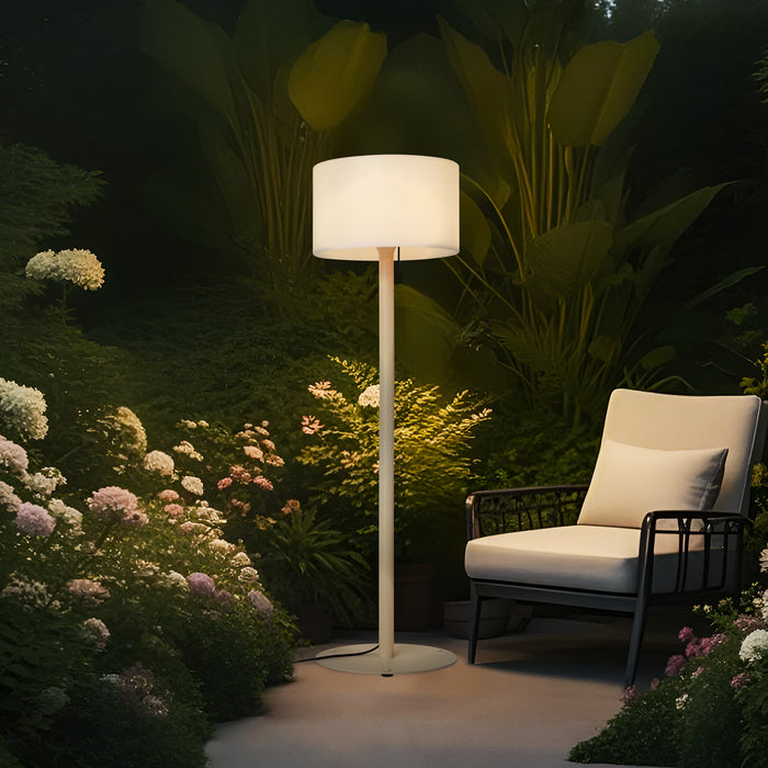 QAZQA Scandinavische buiten vloerlamp beige met witte kap IP44 -