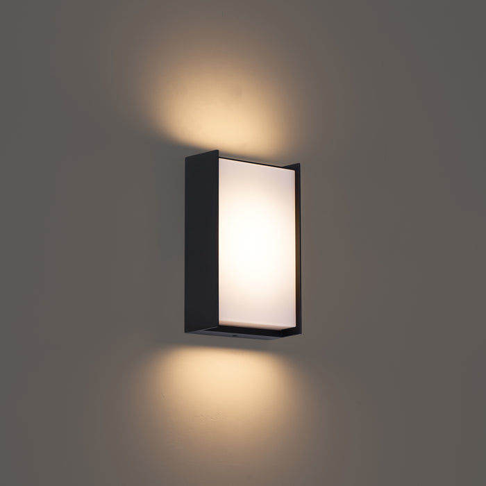 QAZQA Moderne buiten wandlamp zwart incl. LED IP65 - Packet