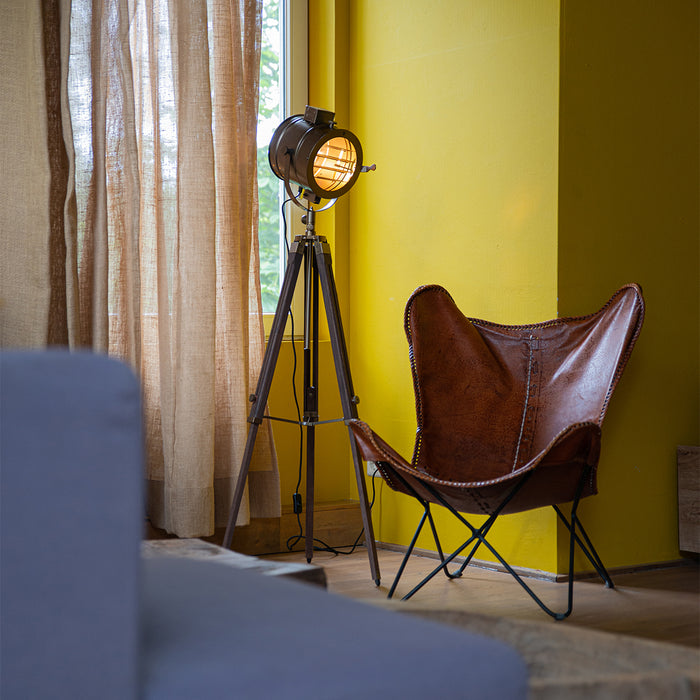 QAZQA Smart tripod vloerlamp brons met hout studiospot incl. Wifi A60