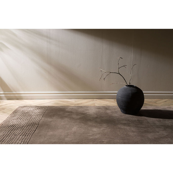 Hioshop Matteo vloerkleed 350x253cm bruin.