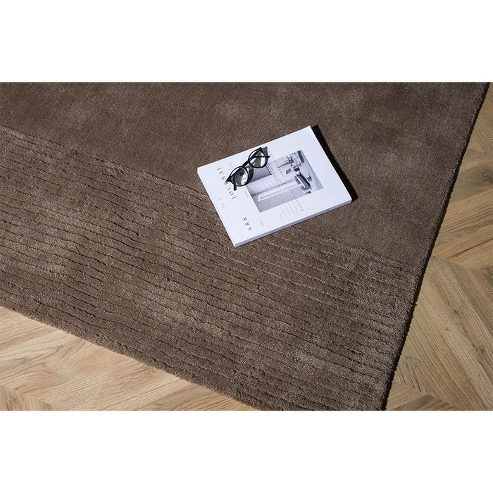 Hioshop Matteo vloerkleed 350x253cm bruin.