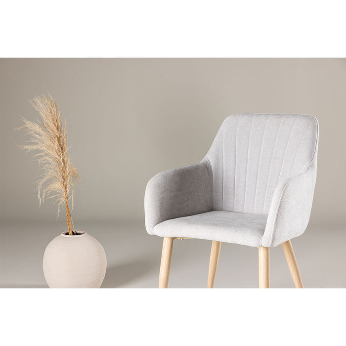 Hioshop Comfort eetkamerstoel met armleuning lichtgrijs.