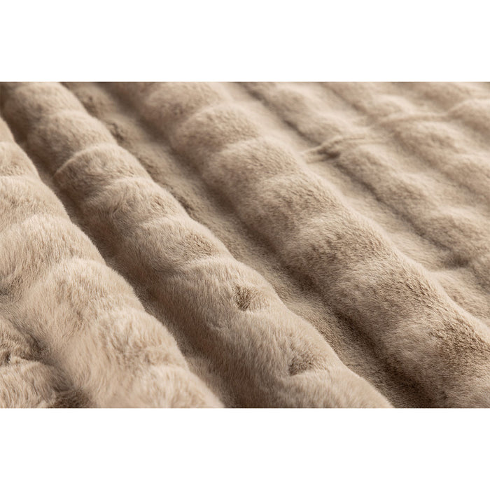 Hioshop Novis vloerkleed 200x290 cm beige.